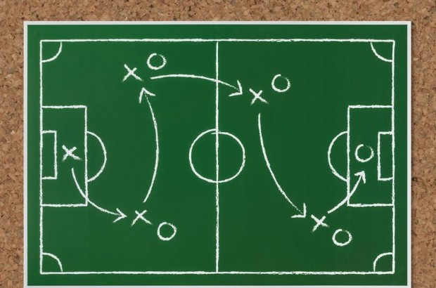 drawing of football plays